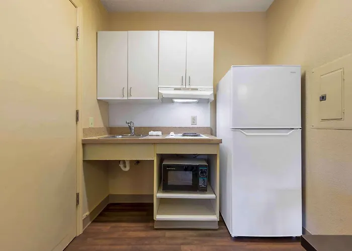 Extended Stay America Select Suites - Jacksonville Salisbury Rd Southpoint